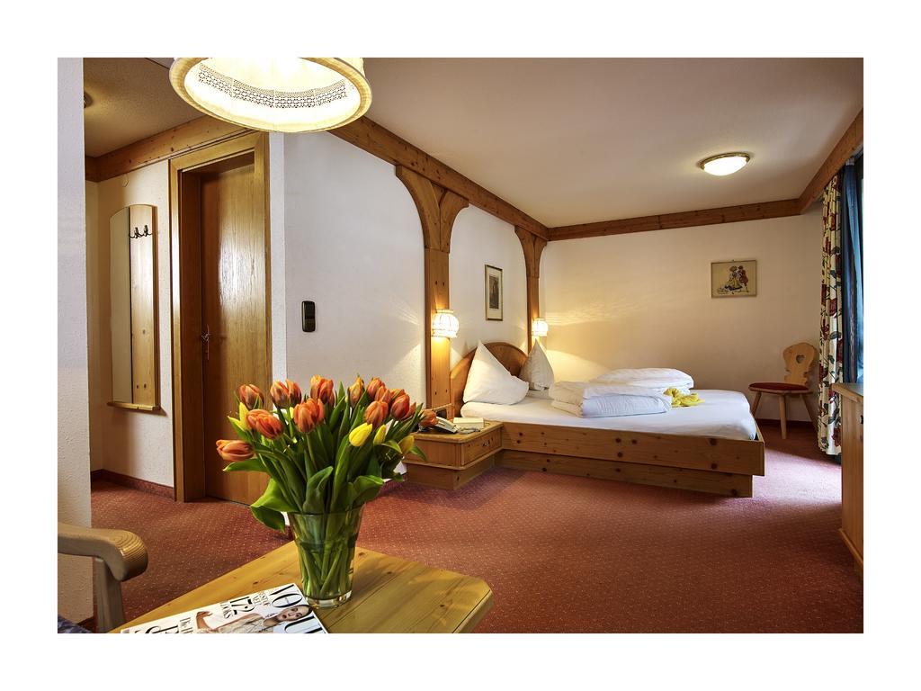 Linserhof Bed&Breakfast Имст Екстериор снимка